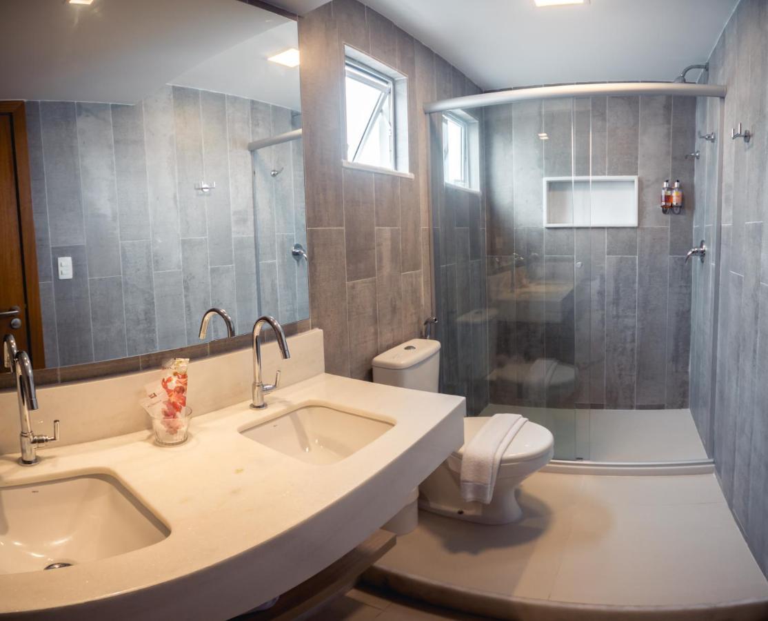 Malibu Plaza Hotel Лауро де Фрейтас Екстериор снимка