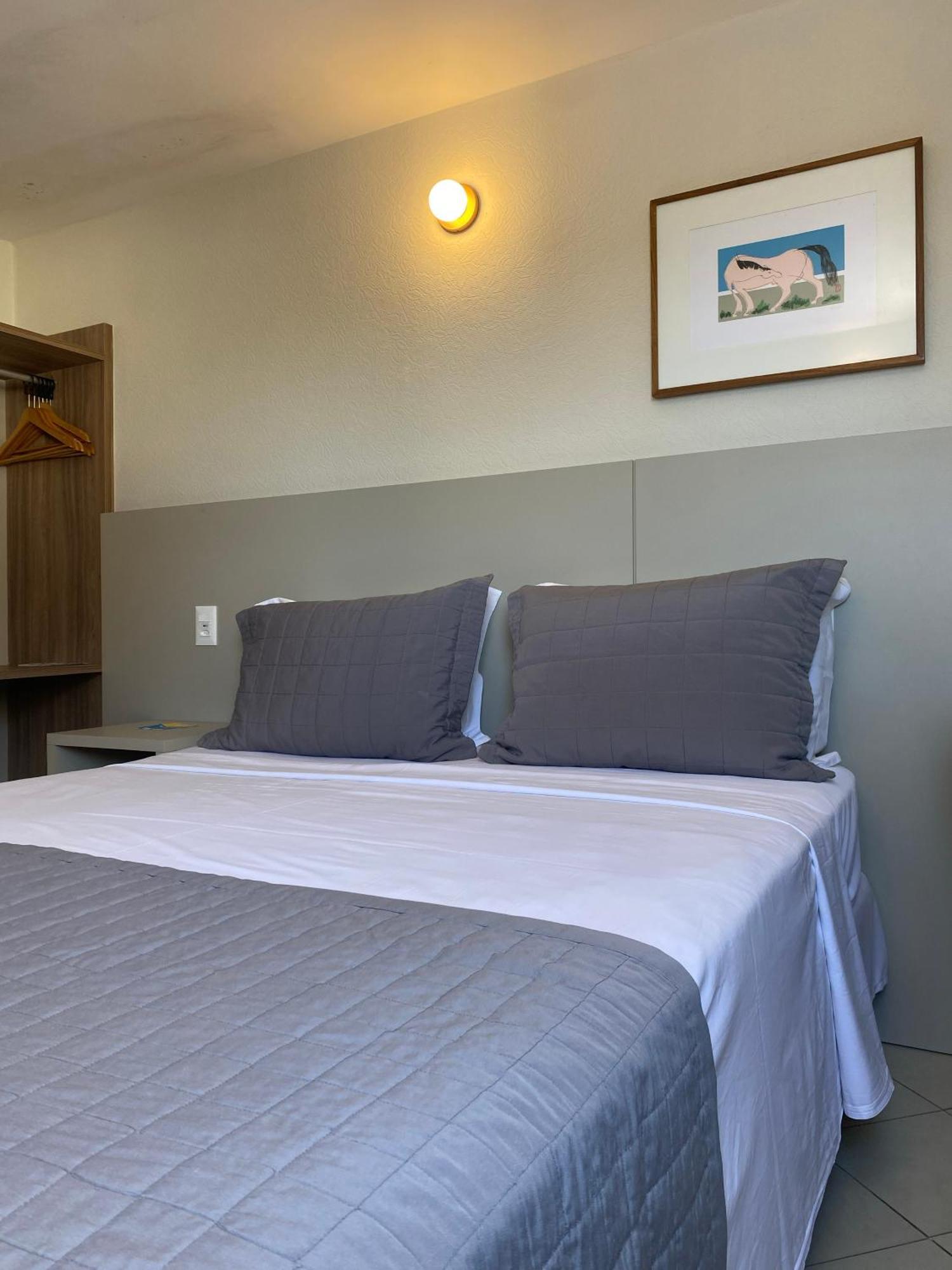 Malibu Plaza Hotel Лауро де Фрейтас Екстериор снимка
