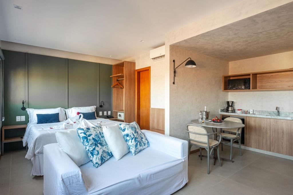 Malibu Plaza Hotel Лауро де Фрейтас Екстериор снимка