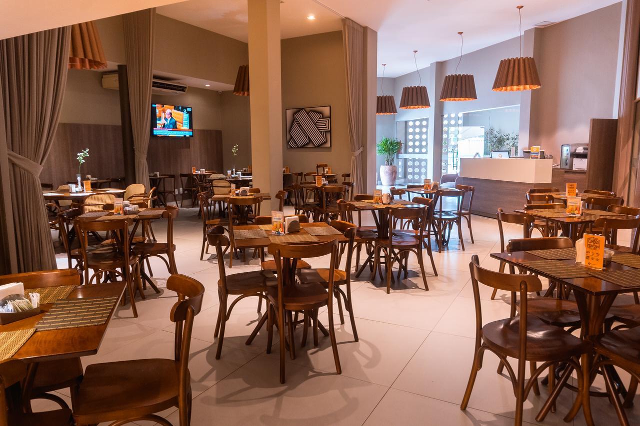 Malibu Plaza Hotel Лауро де Фрейтас Екстериор снимка