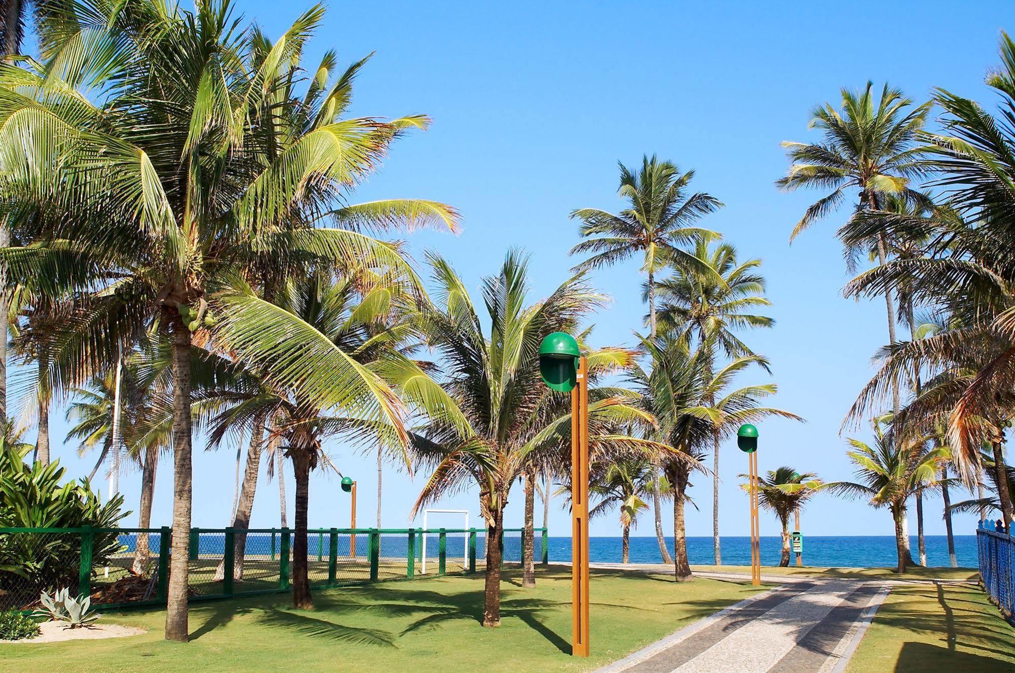 Malibu Plaza Hotel Лауро де Фрейтас Екстериор снимка